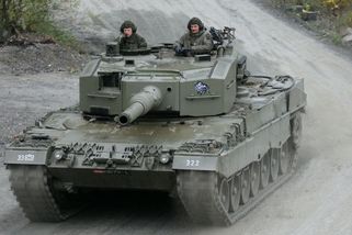 Česko dostane z Německa 15 starších tanků, o nákupu 50 nových se bude jednat - Seznam Zprávy